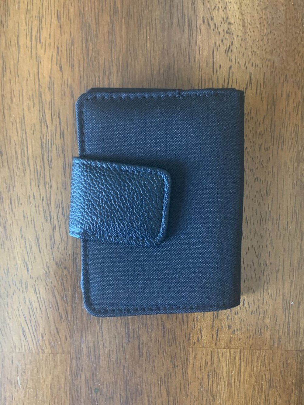 Photoflips Black Nylon Compact Trifold Wallet Mini Photo Album Insert